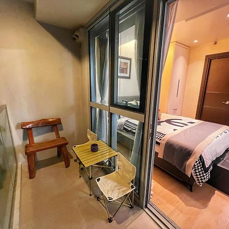 Eg Private House -Bgc Uptown Aparthotel Taguig Buitenkant foto