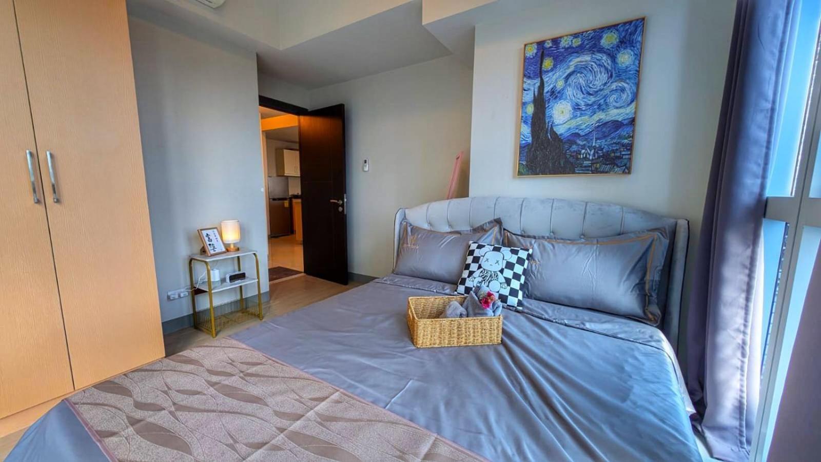 Eg Private House -Bgc Uptown Aparthotel Taguig Buitenkant foto