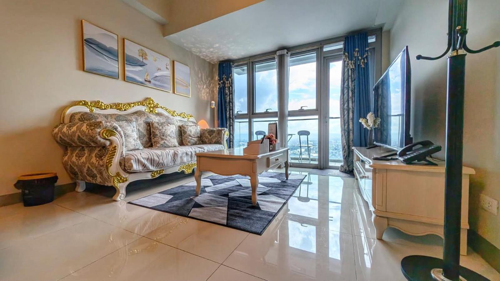 Eg Private House -Bgc Uptown Aparthotel Taguig Buitenkant foto