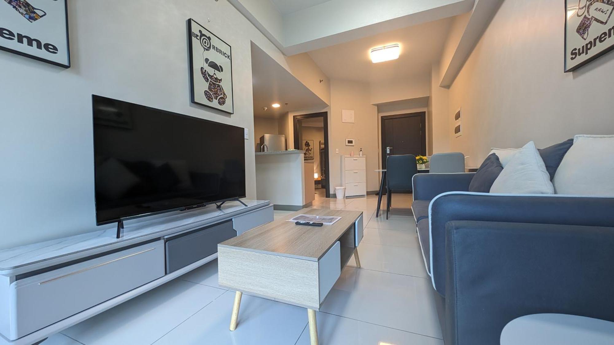 Eg Private House -Bgc Uptown Aparthotel Taguig Buitenkant foto
