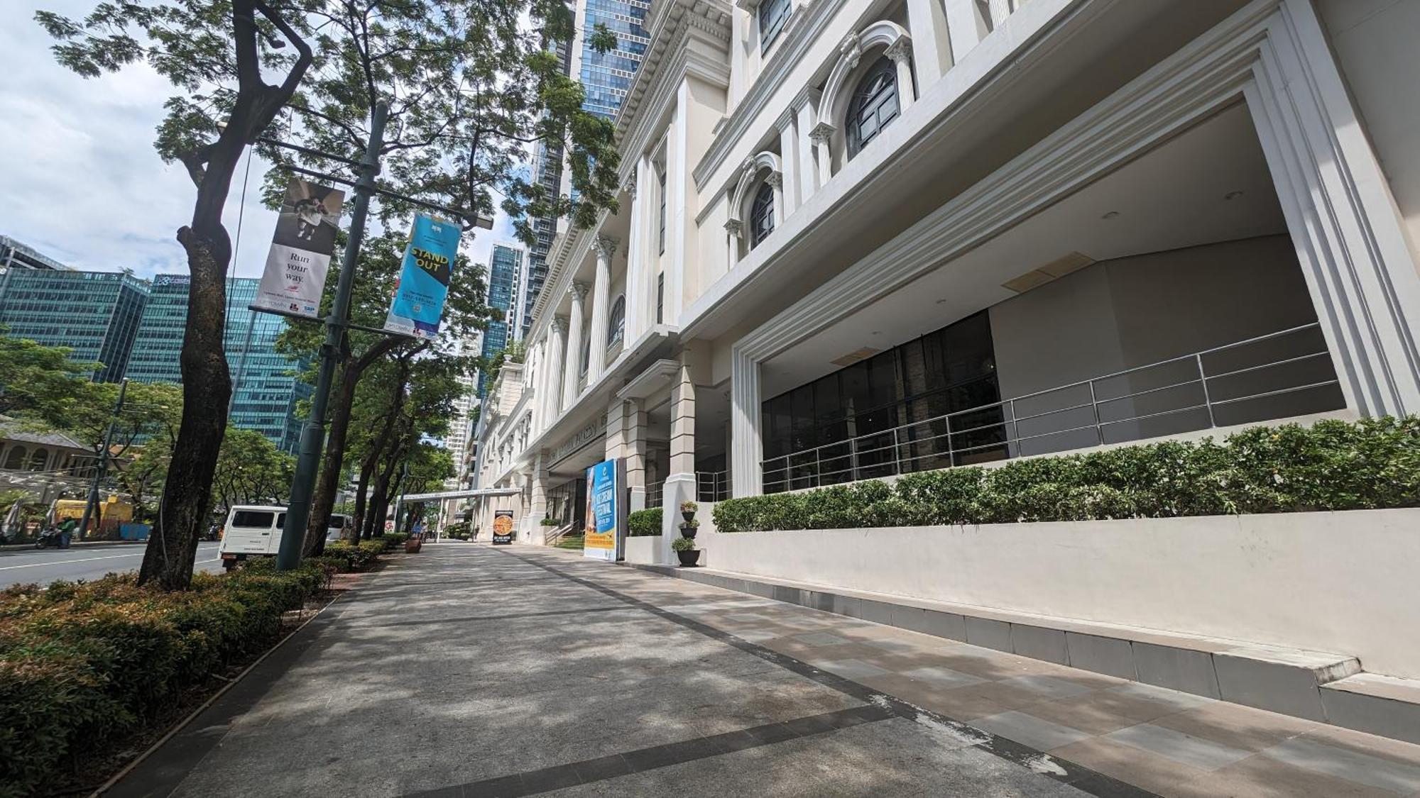 Eg Private House -Bgc Uptown Aparthotel Taguig Buitenkant foto