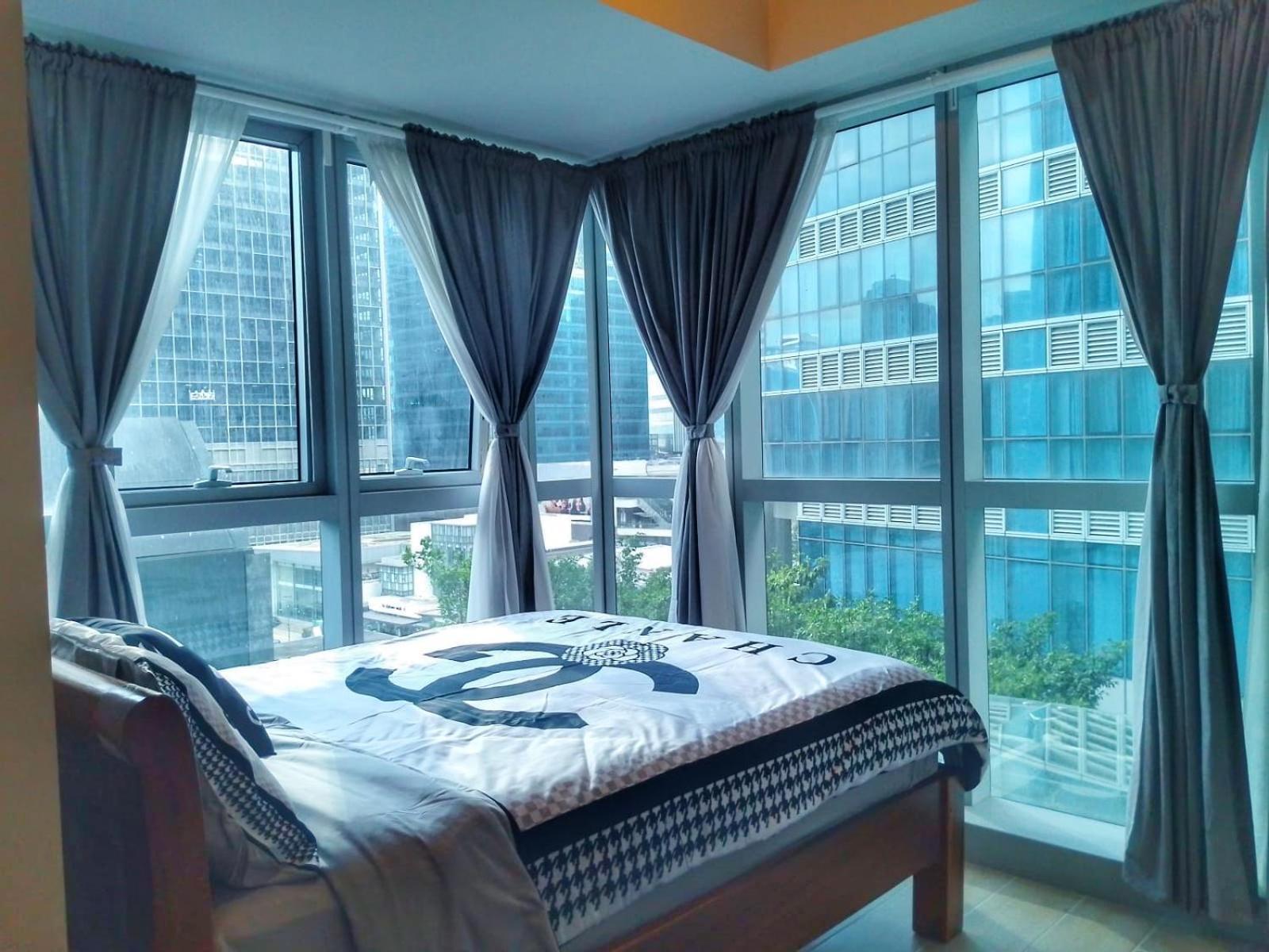 Eg Private House -Bgc Uptown Aparthotel Taguig Buitenkant foto
