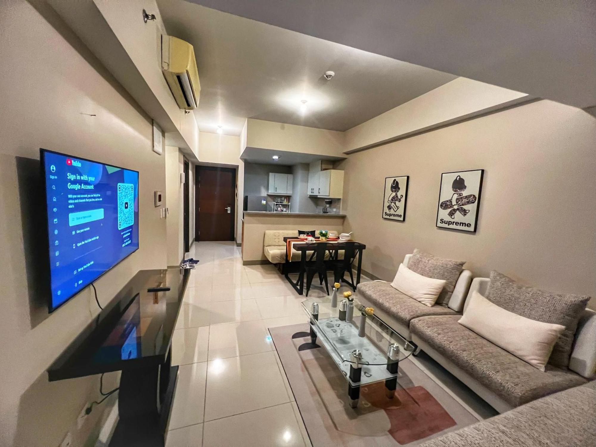 Eg Private House -Bgc Uptown Aparthotel Taguig Buitenkant foto